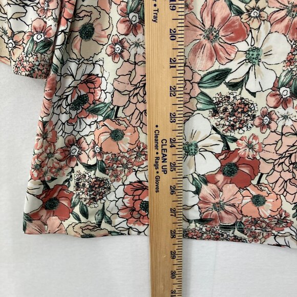 Nue Options size XL Multi Color Floral Soft Stretch Knit Flare Sleeve Comfy Top - Picture 5 of 9